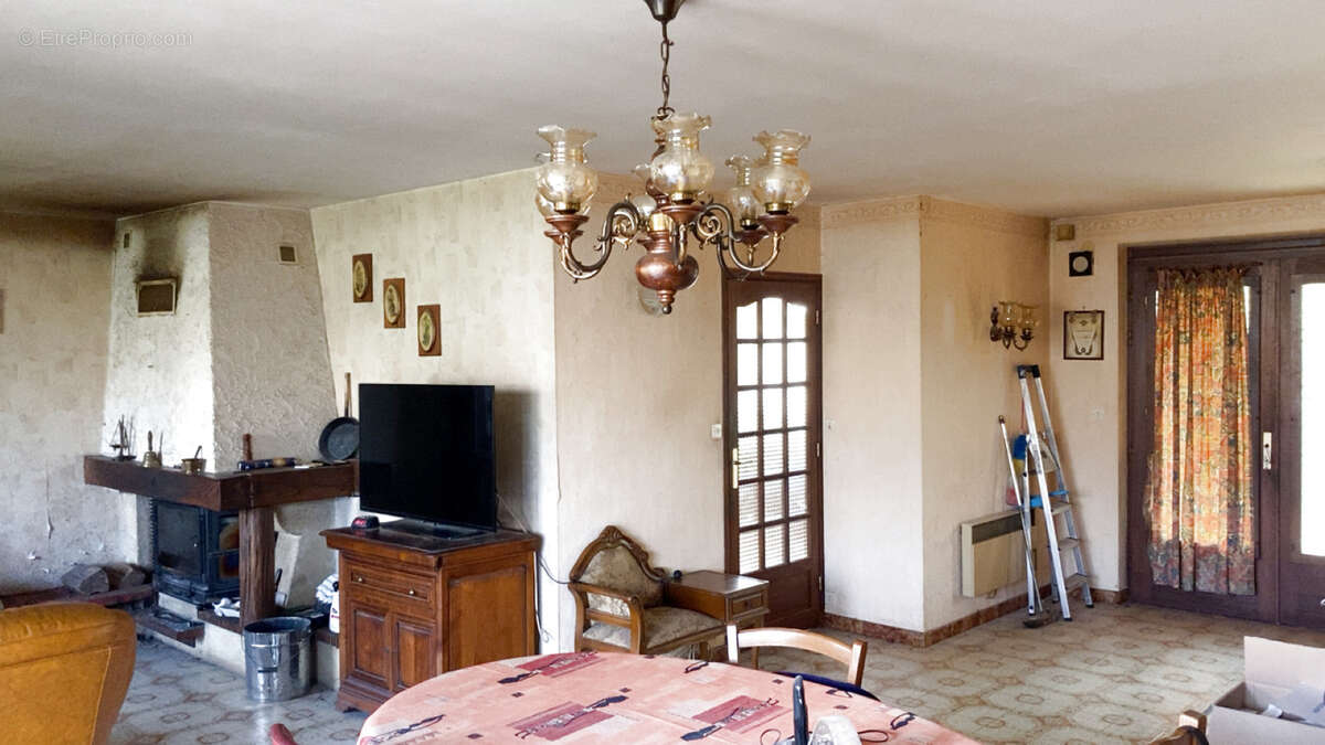 Maison à MAIDIERES