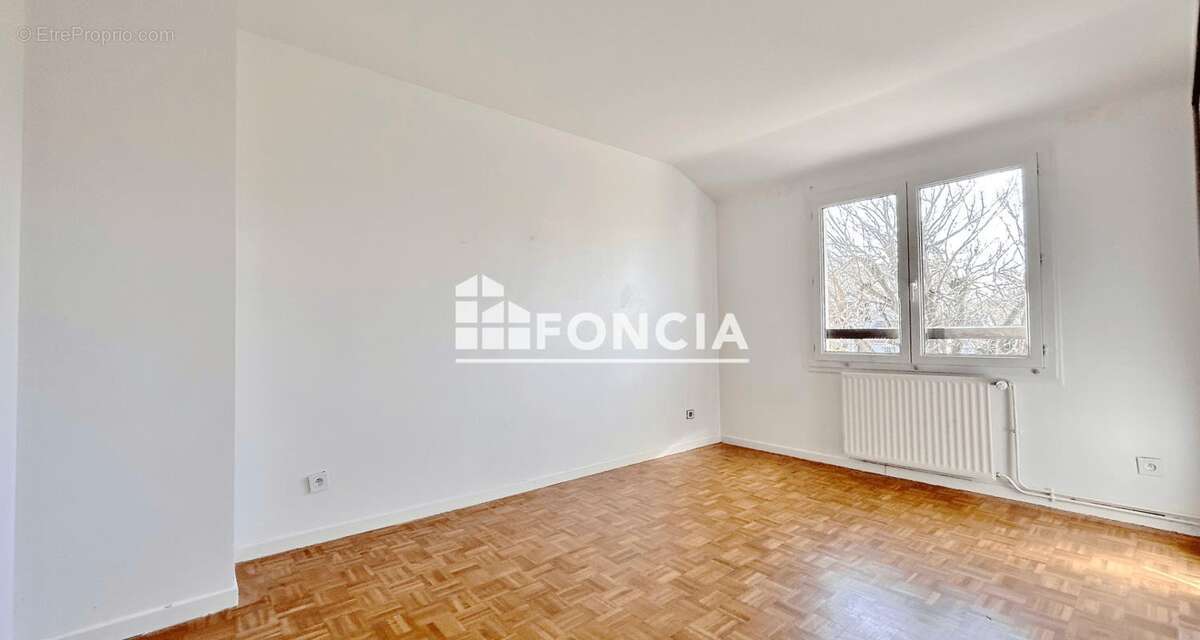 Maison à LE PORT-MARLY