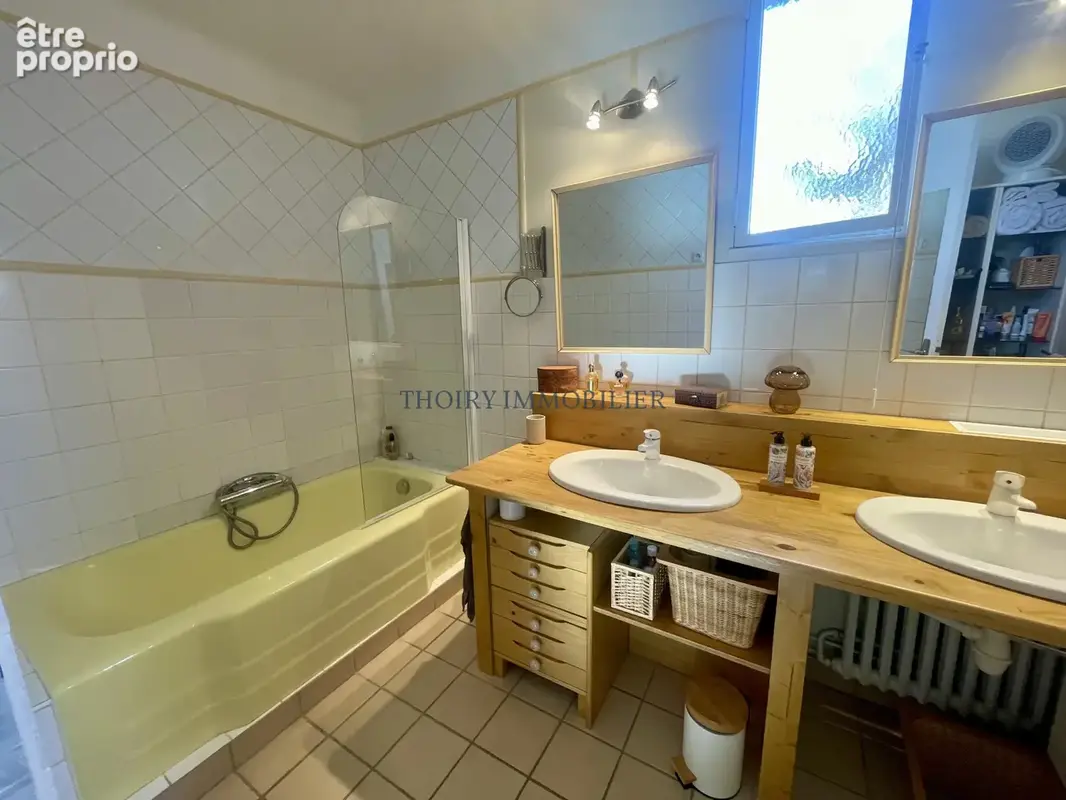 Maison ancienne sur 780 m2 paysagés de 5 pièces principales. - photo 15