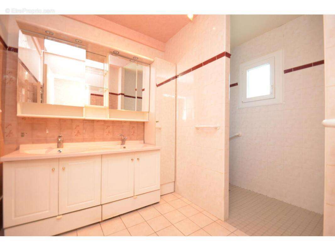 Maison à MONTPON-MENESTEROL