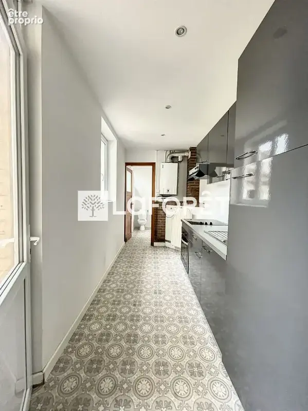 Maison 3 chambres, cour, garage. - photo 3