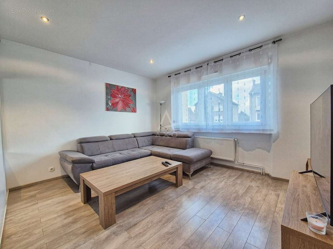 Appartement à AMNEVILLE