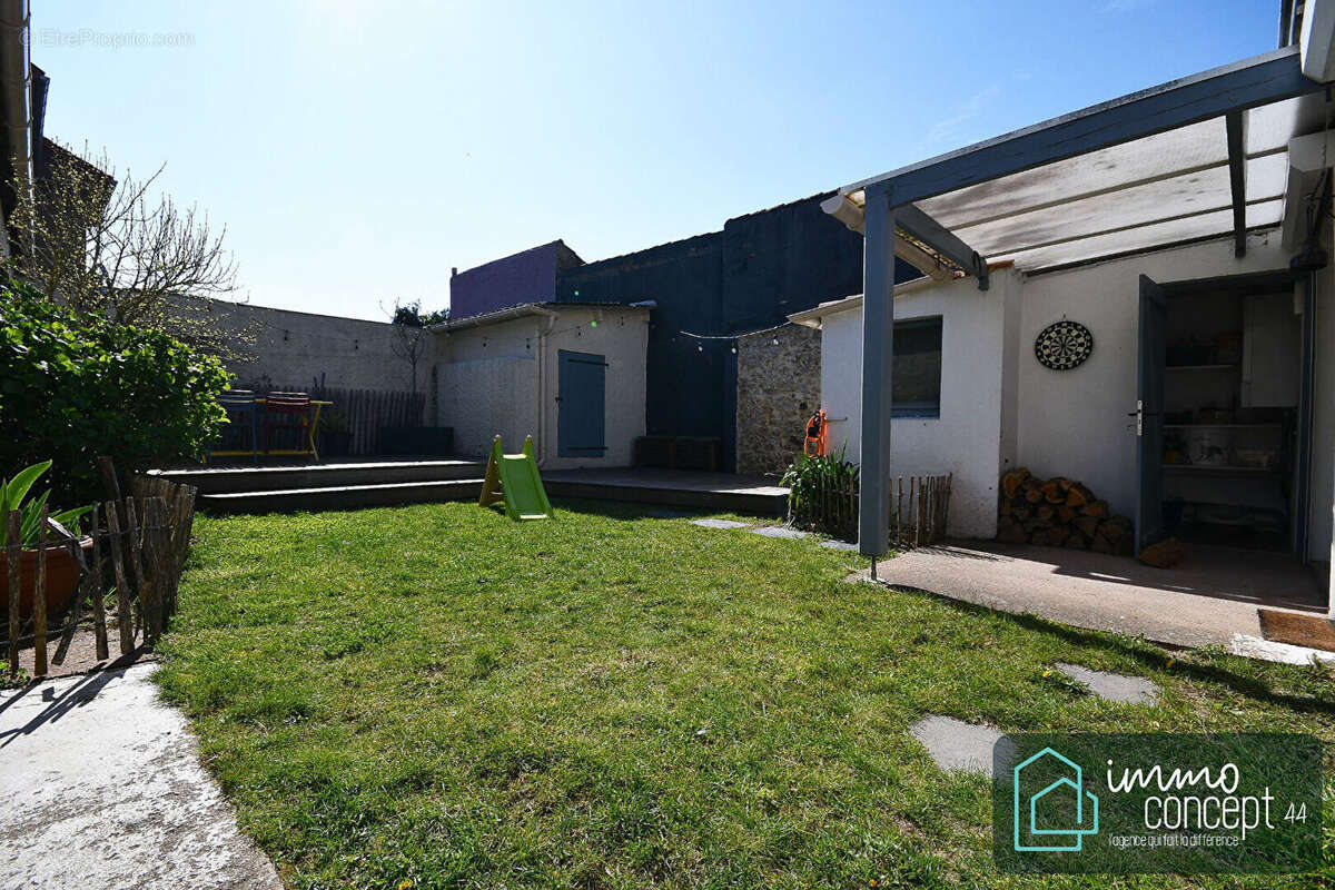 Maison à LA MONTAGNE