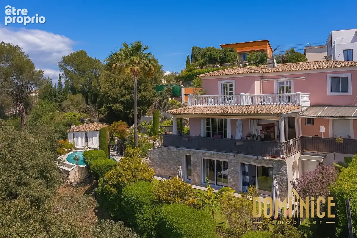 Cagnes-sur-Mer Les Collettes   Villa 233 m2, piscine à débordement, vue mer et espace bien-être - photo 3