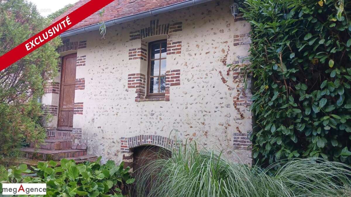 Maison à LA LANDE-SUR-EURE