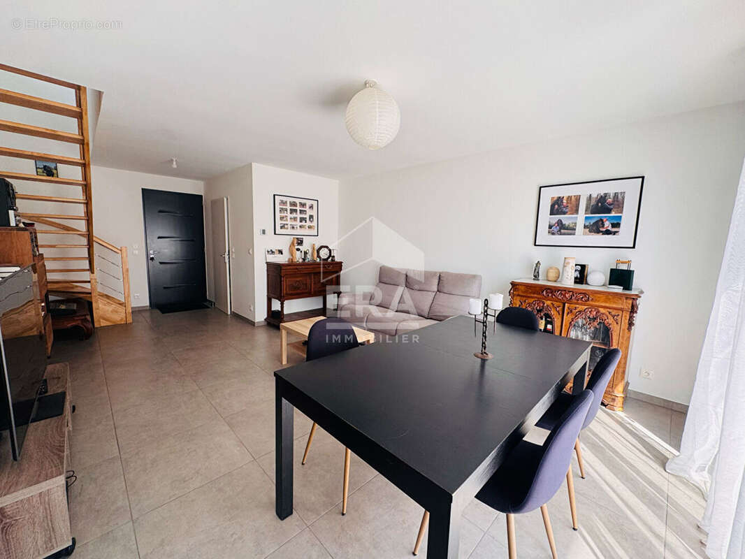 Maison neuve 4 pièces à vendre à La Lande-de-Fronsac (Réf. 3202) - photo 4
