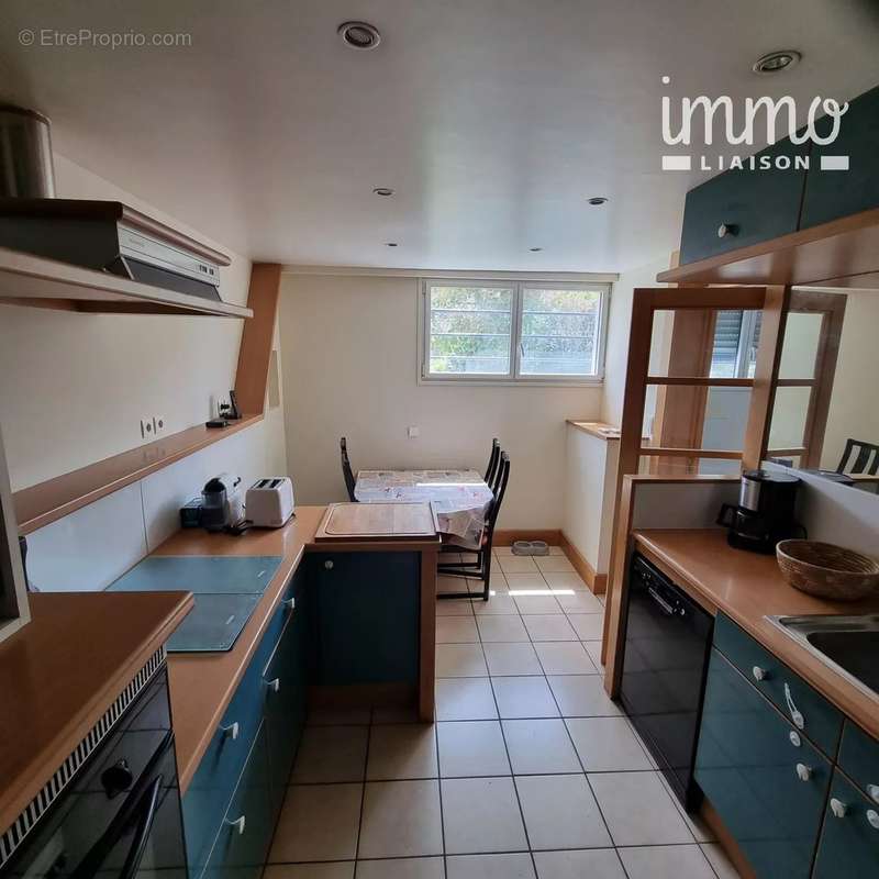 Maison à L'HAY-LES-ROSES