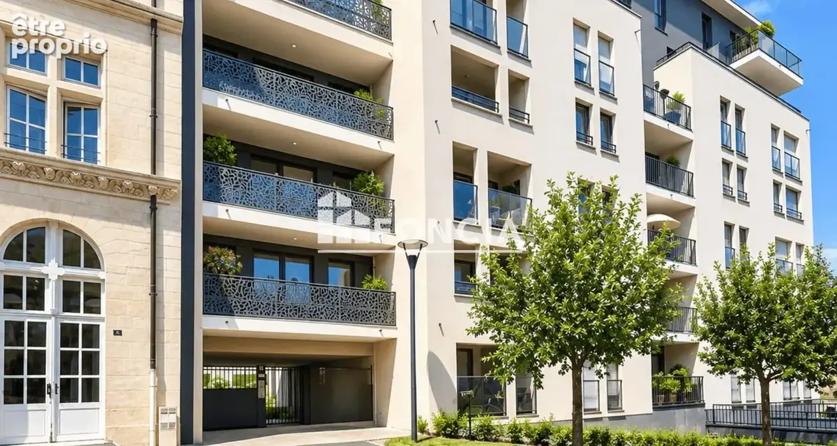 CAEN CAPONIERE – T2 avec loggia et garage - photo 1