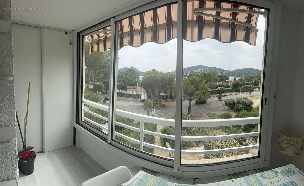 Agay studio mer et commerces a pied - photo 2