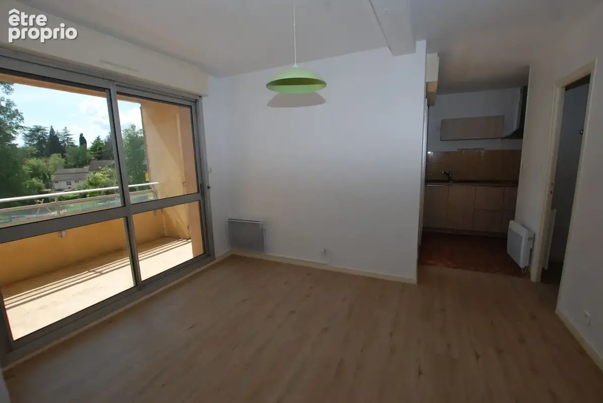 SOUILLAC Appartement T2 avec balcon et parking - photo 1