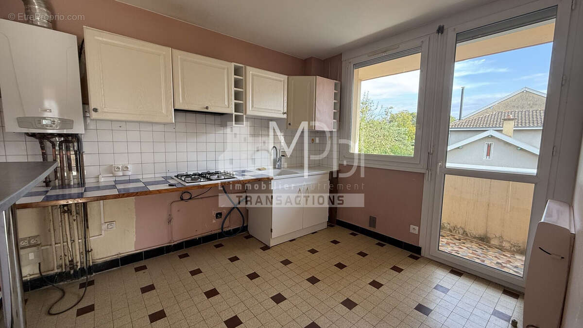 Appartement 73 m² à Bourg-En-Bresse  - photo 8