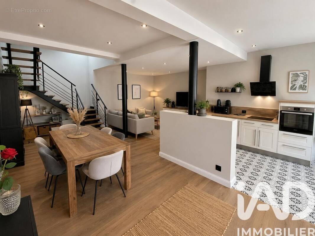 Photo 1 - Maison à SAINT-QUENTIN
