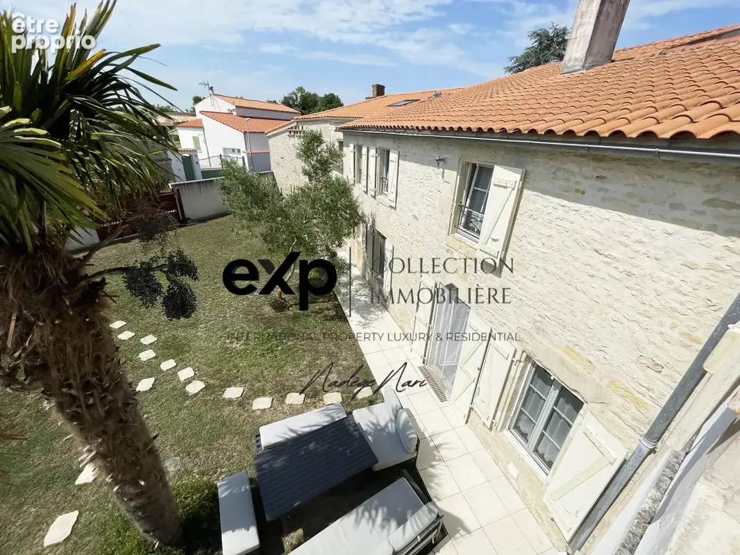 Maison 265 m² à Sainte-Soulle  - photo 8