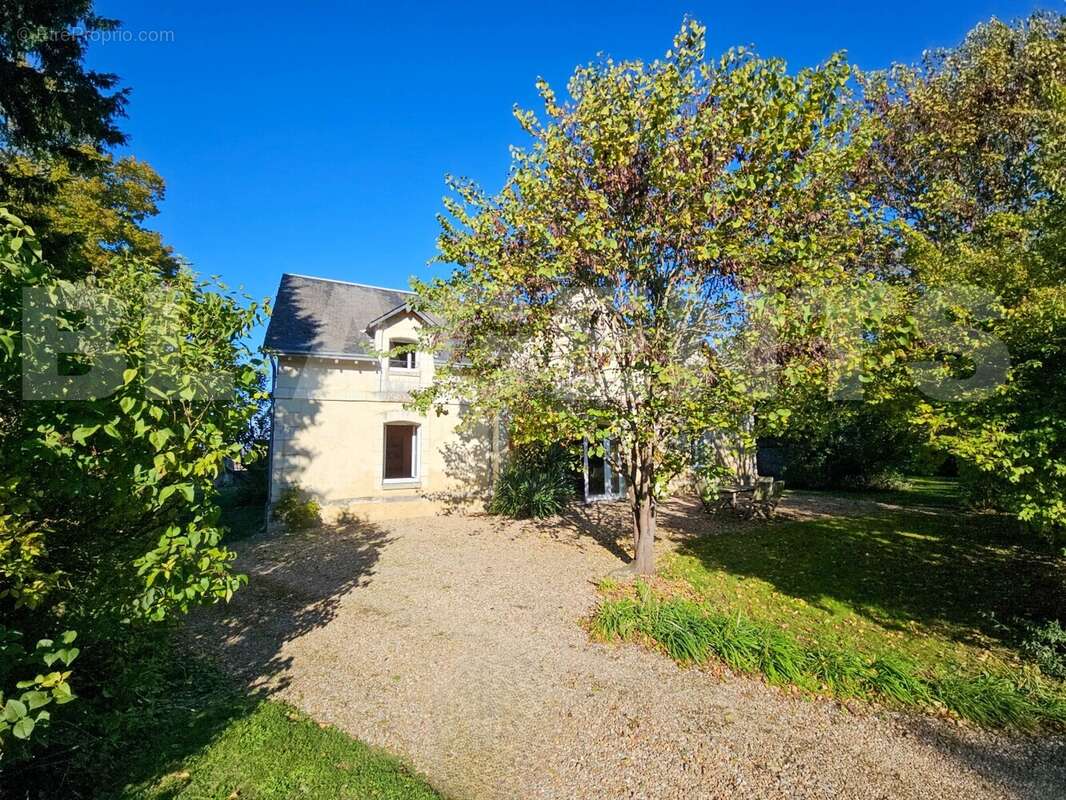 2 - Lionel MARC - BL Agents - JJS Bourgeoise - Maison à FAYE-LA-VINEUSE