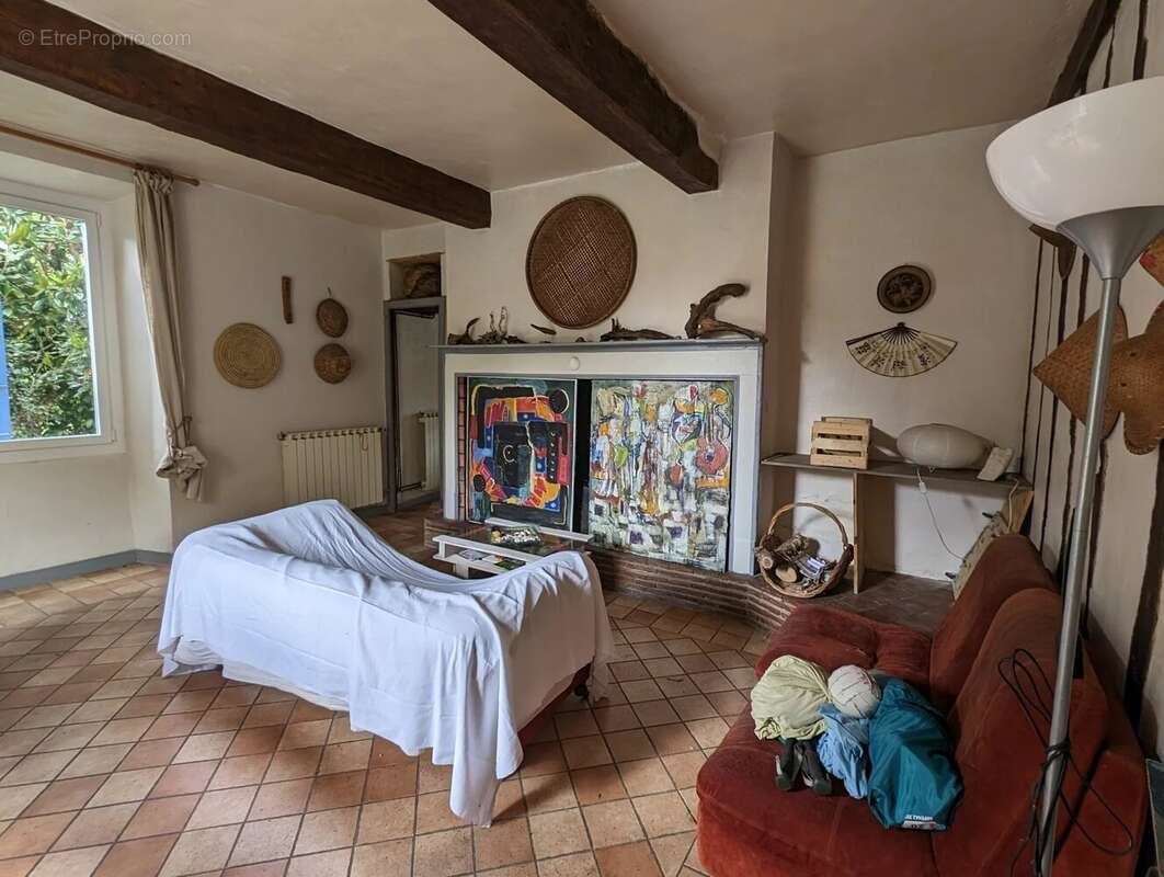 Maison à SAUVETERRE