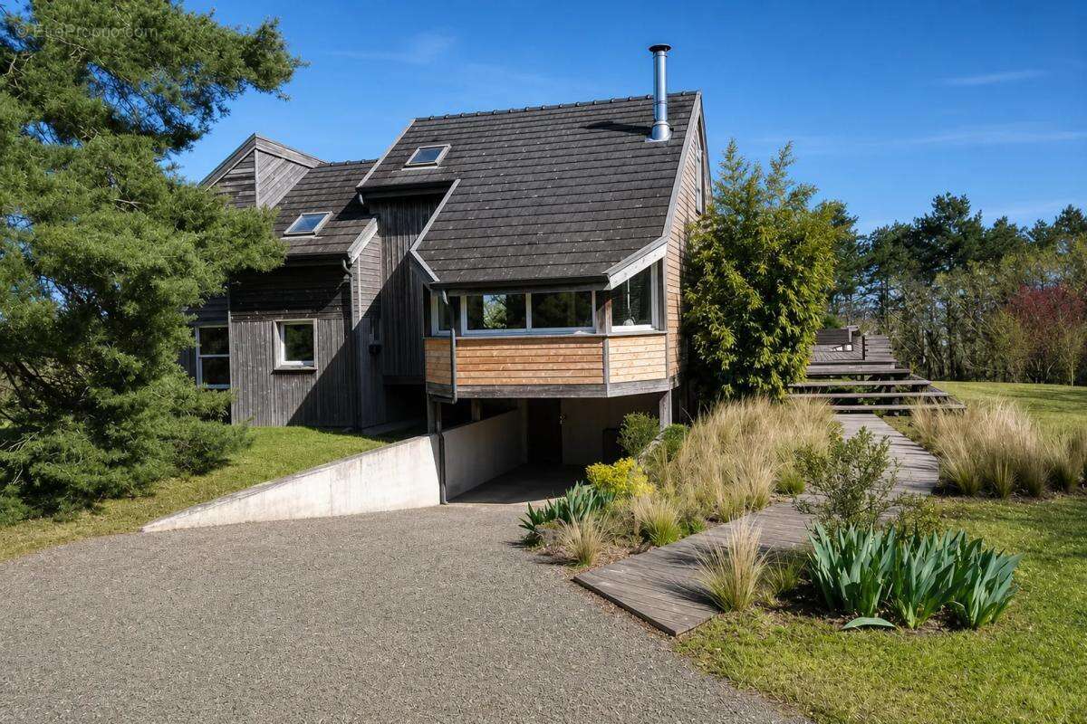 Maison + chalet indépendant de 175 m² à La Roche-Posay - photo 16