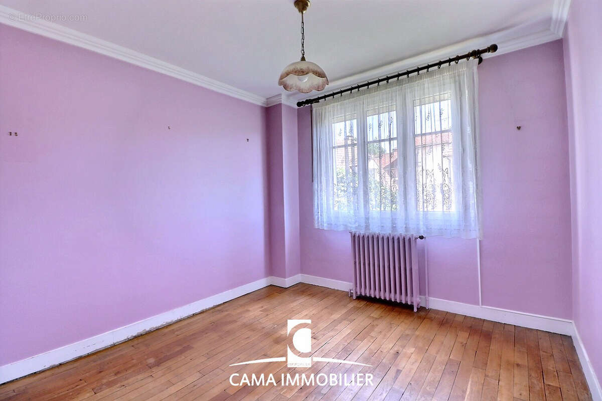 Maison à BOIS-D'ARCY