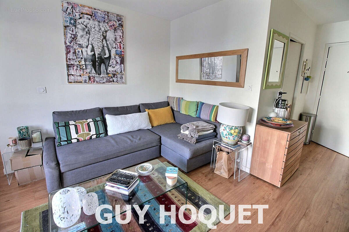 Appartement à SURESNES