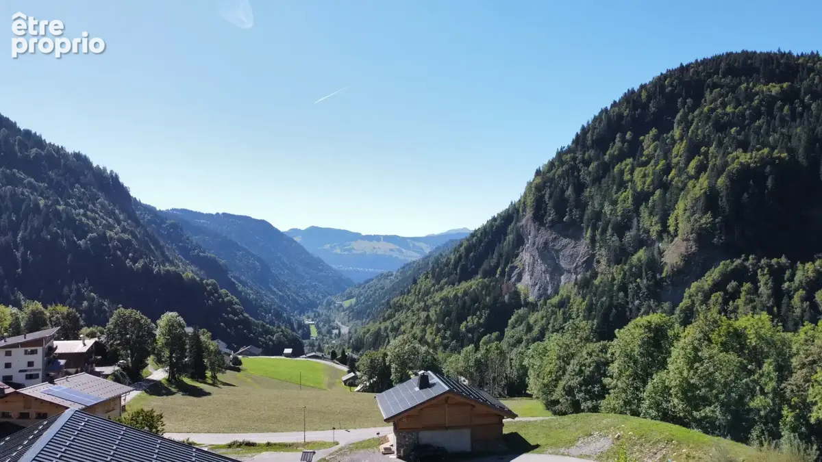 Photo Terrain à La Giettaz au prix de 187 200€