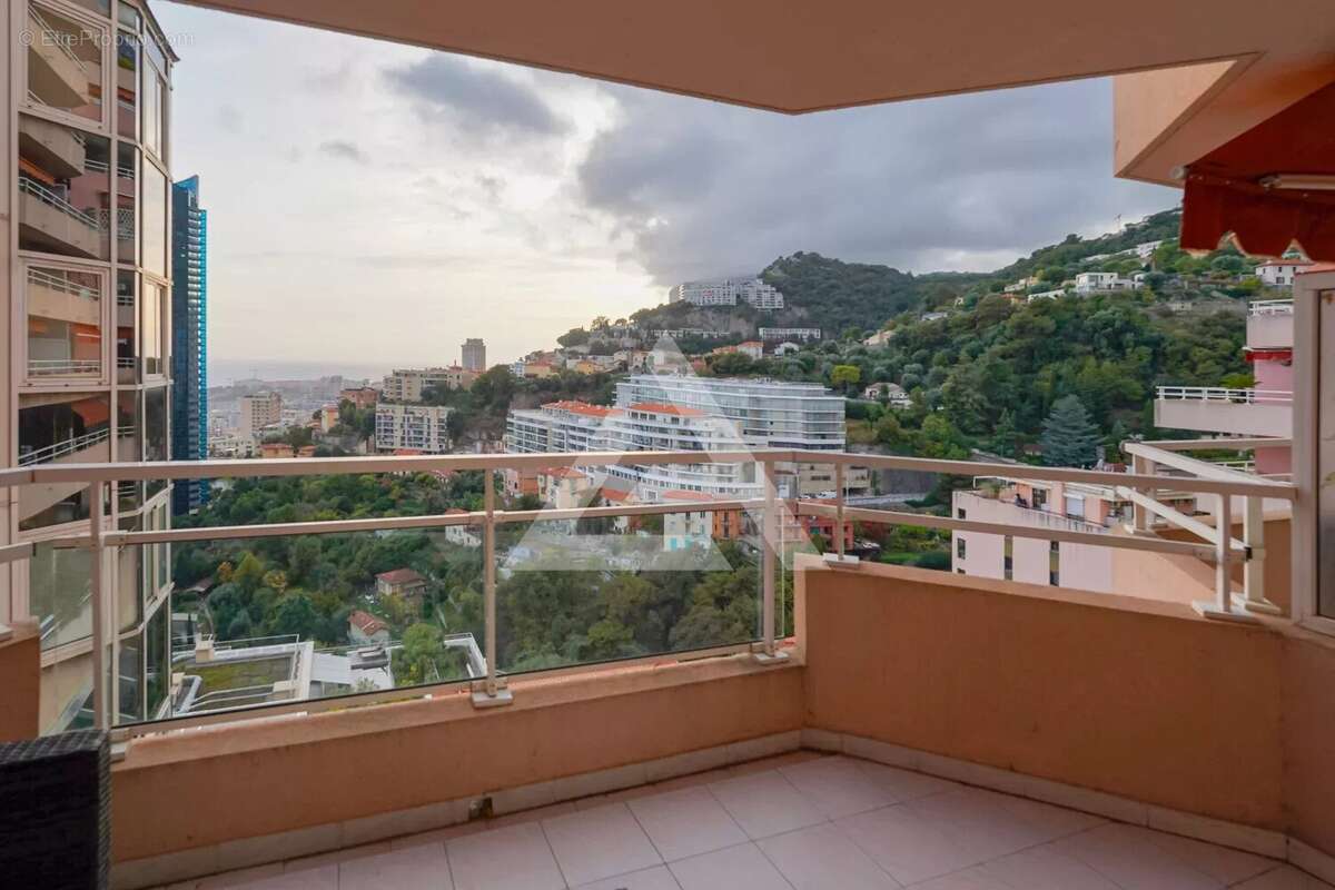 Appartement à BEAUSOLEIL