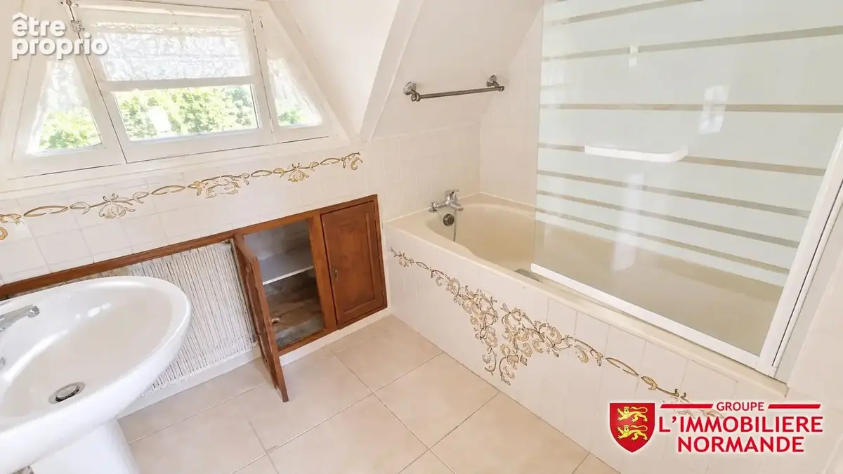JOLIE CHAUMIERE - Maison familiale - photo 6