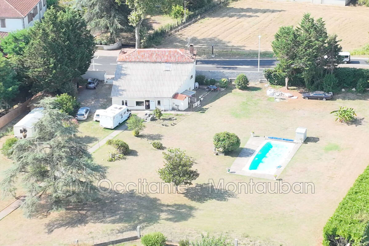 Maison 220 m² à Malause  - photo 2