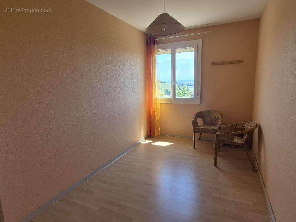 A Saint-Justin, Maison de 95m2 de plain-pied avec vue panoramique des Pyrénées - photo 11