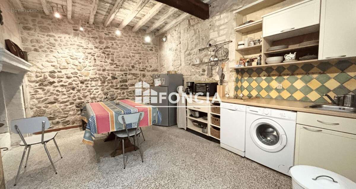 Au coeur de la Roquette, maison T3 de 62m2 - photo 4