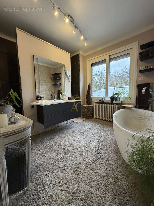 Maison à LAMBRES-LEZ-DOUAI