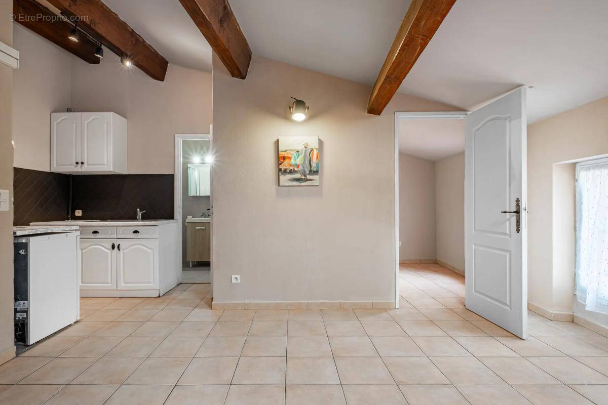 Appartement à COGOLIN