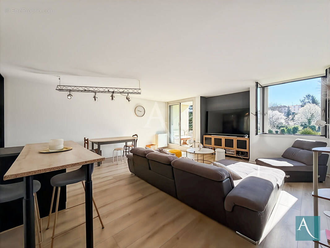 Appartement à ARPAJON
