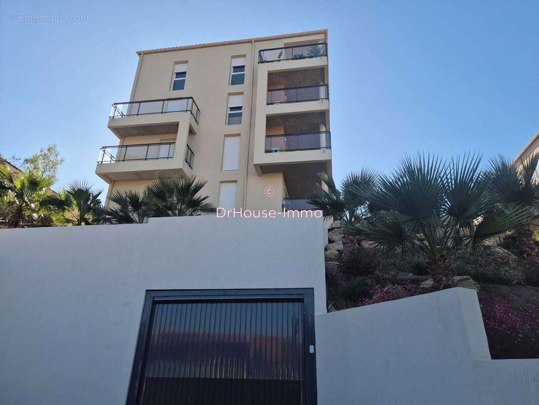 Appartement à SAINT-RAPHAEL