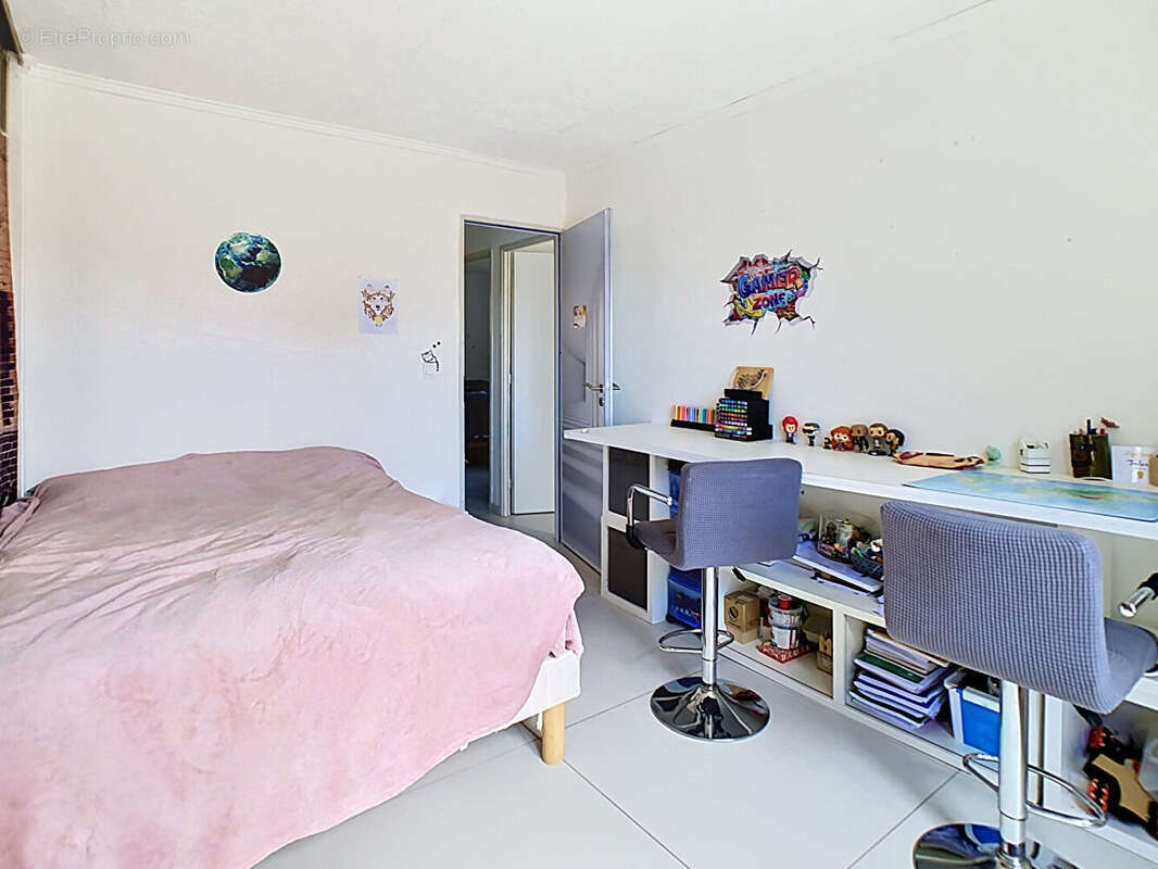 Maison à ENSUES-LA-REDONNE