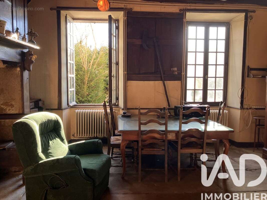 Maison 183 m² à Perols-Sur-Vezere  - photo 5