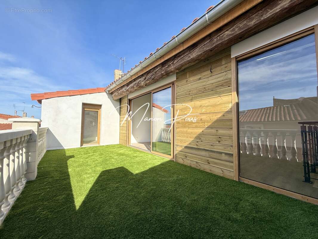 Maison à SAINT-ESTEVE