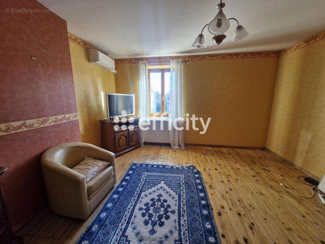 Maison à VENISSIEUX