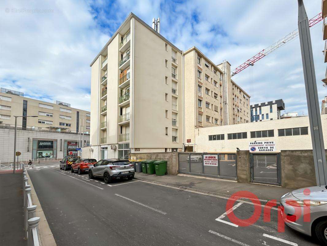 Appartement à BEZIERS