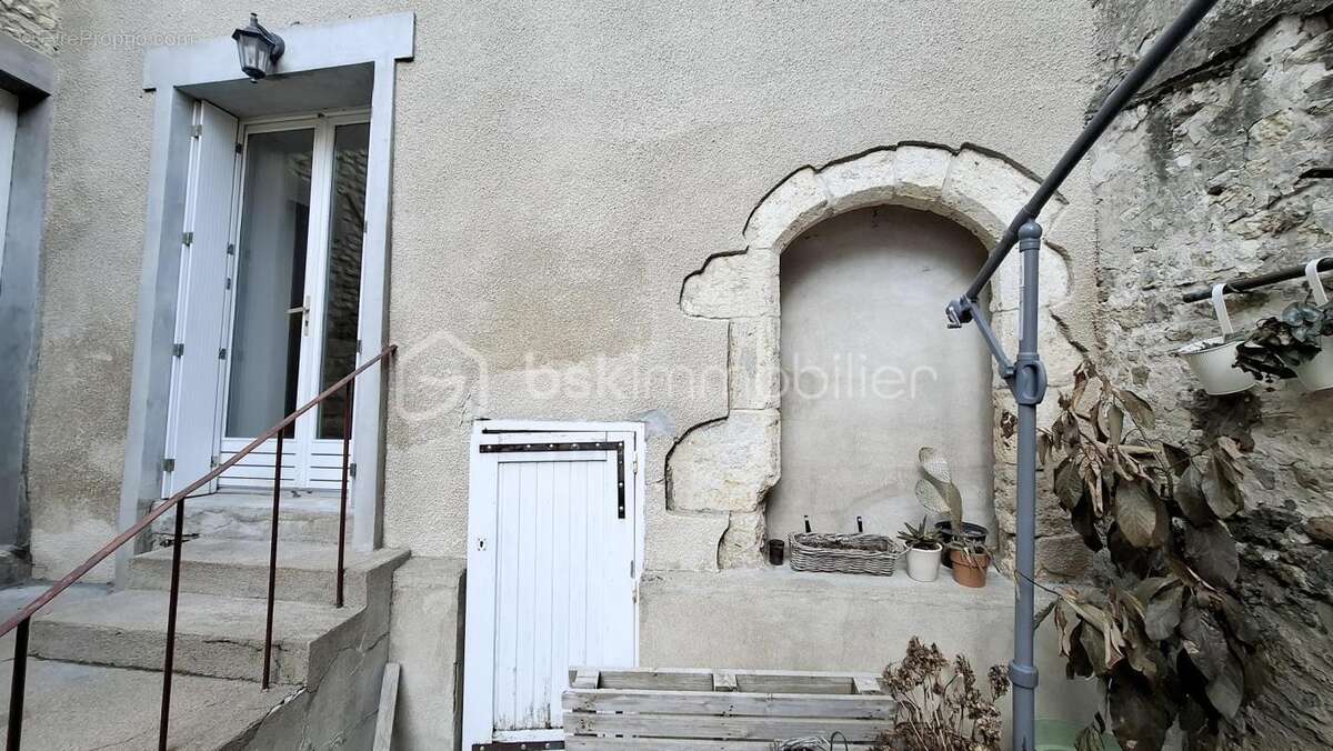 Maison à MEREVILLE