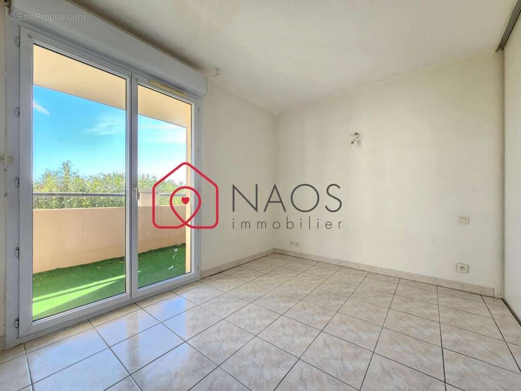 Appartement à COGOLIN