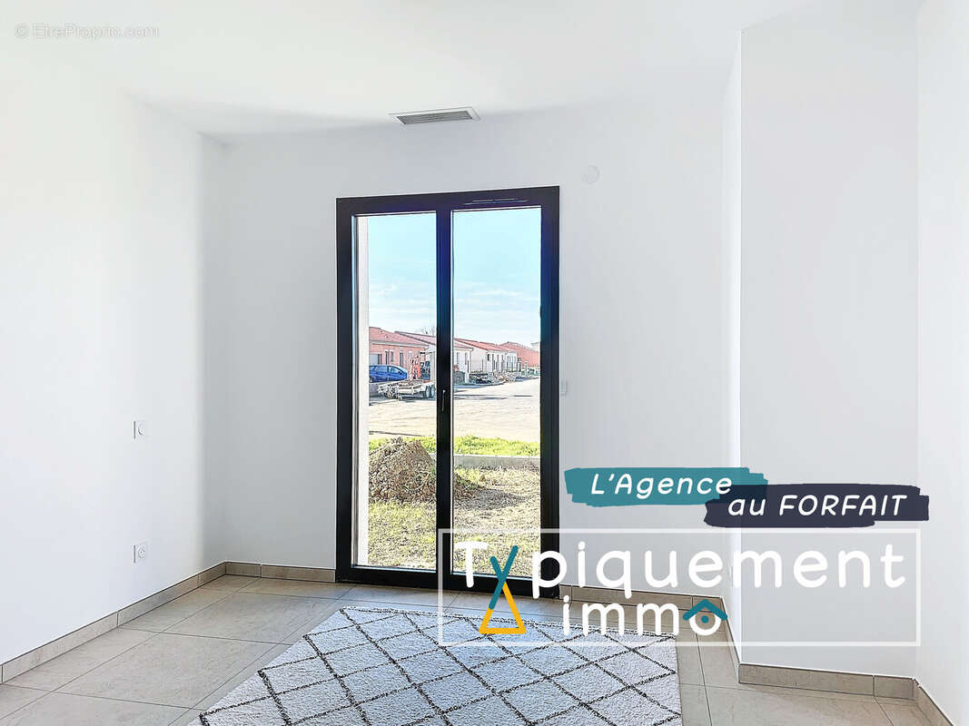 Maison à SAINT-CLAR-DE-RIVIERE