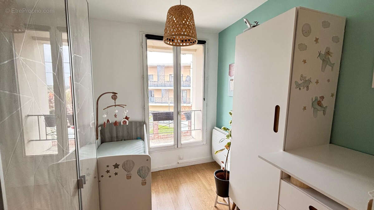 Appartement à ASNIERES-SUR-OISE
