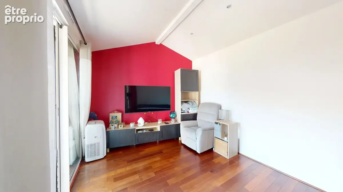 Ustaritz centre, maison familiale de 103 m² (au sol 115m²) avec garage - photo 6