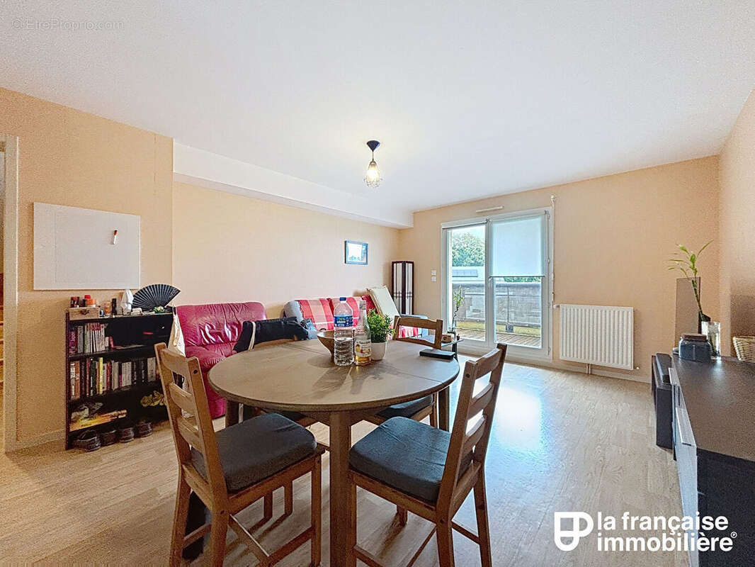 Appartement à MONTAUBAN-DE-BRETAGNE