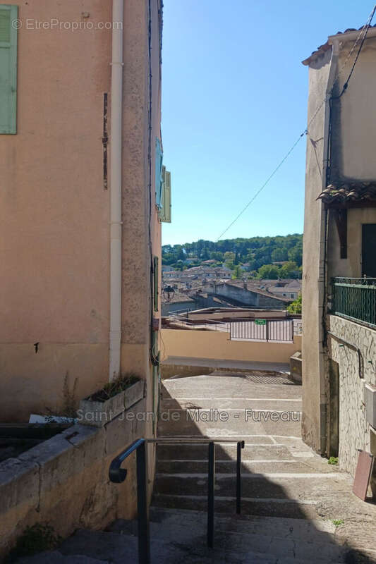 Appartement à FUVEAU