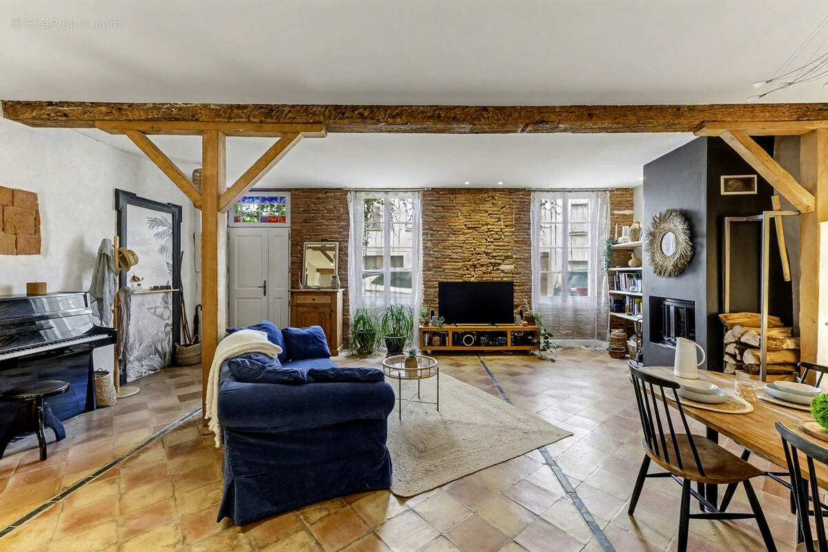 Maison à ESCALQUENS