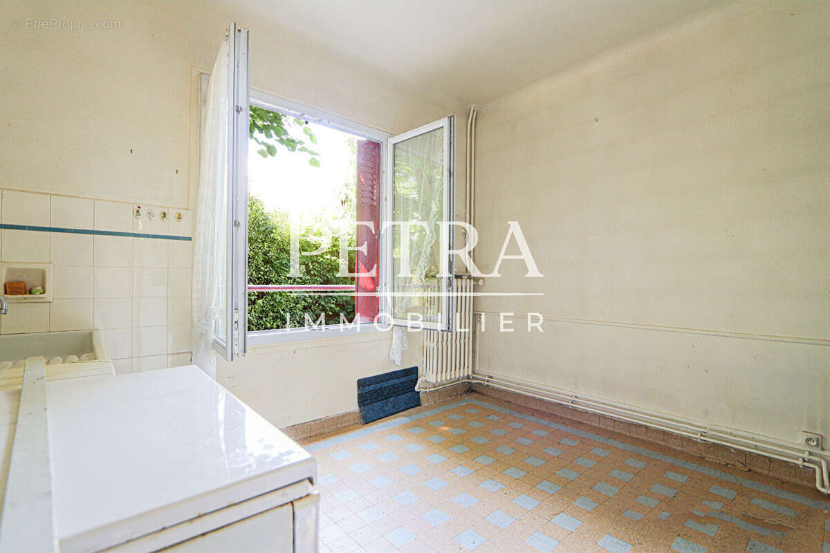 Maison à L&#039;HAY-LES-ROSES