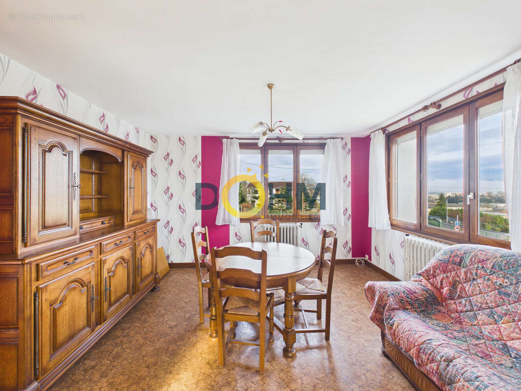 Maison de 73 m2 avec nombreuses annexes et 4698 m2 de terrain - photo 9
