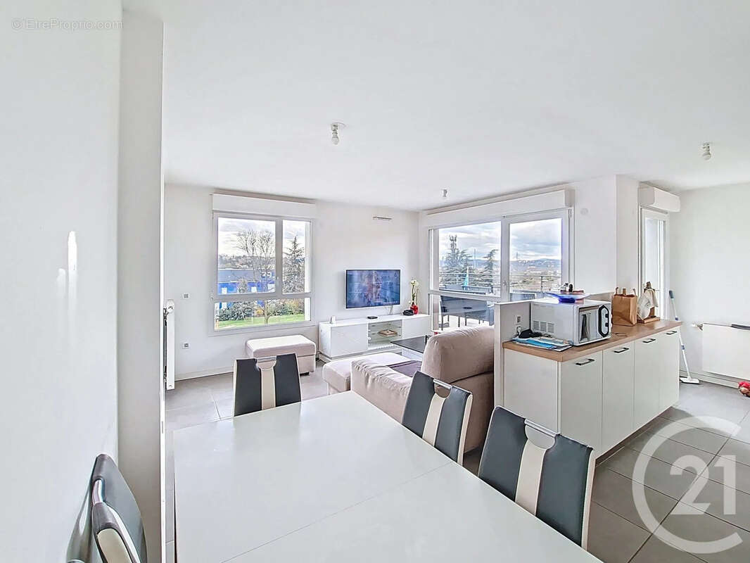 Appartement à VENISSIEUX