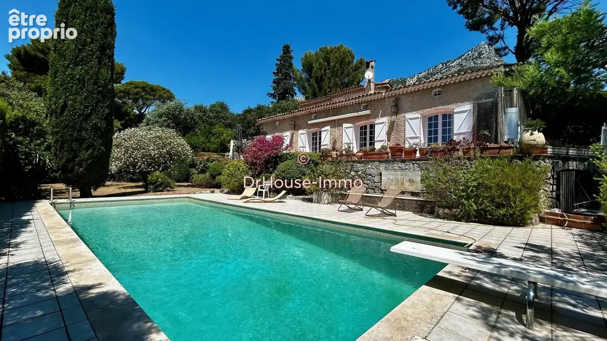 Maison 7 pièces 172 m² à vendre à La Valette-Du-Var (83160) - photo 17