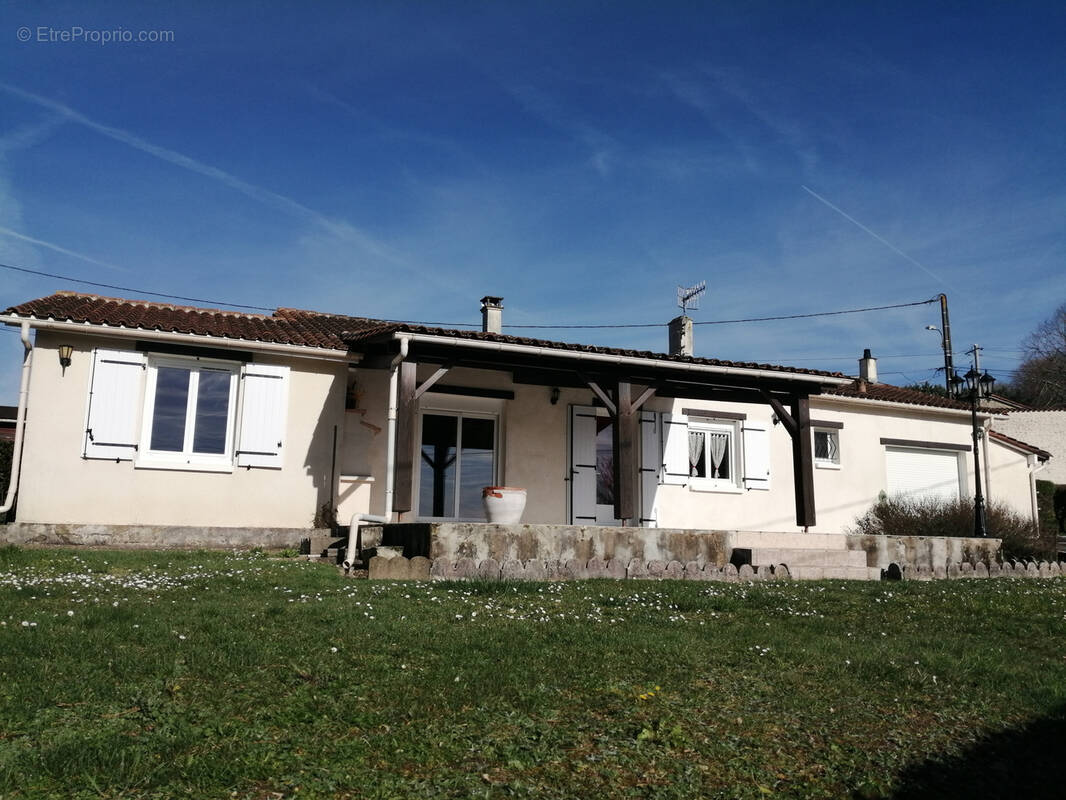 Maison à SAINT-SEVERIN